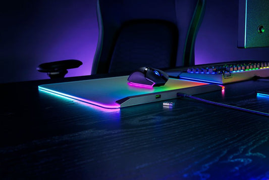 RAZER FIREFLY V2 PRO Large Mousepad ( Black ) RZ02-04920100-R3M1