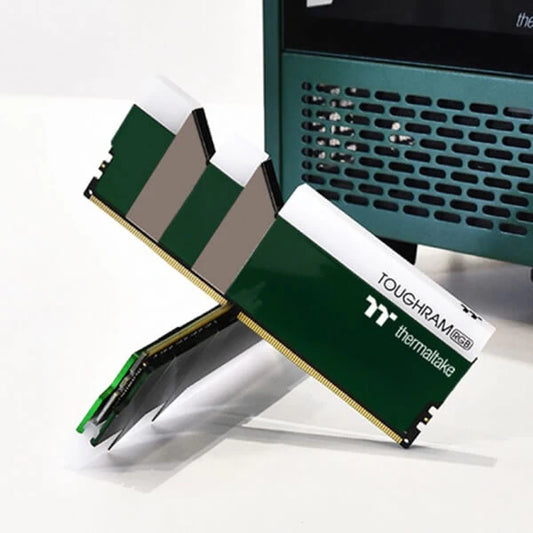 Thermaltake TOUGHRAM RGB 16GB (8GBx2) 3600MHz DDR4 RAM (Racing Green)