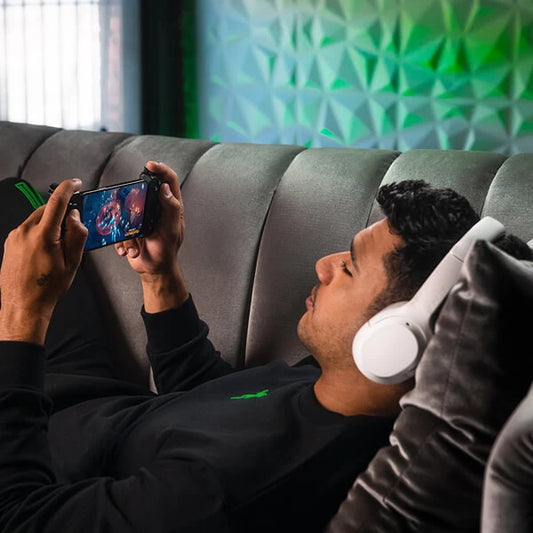 Razer Kishi V2 Universal Gaming Controller For Android Mobile